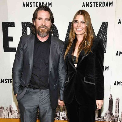 Emmeline Bale parents posing for a photo shoot. 